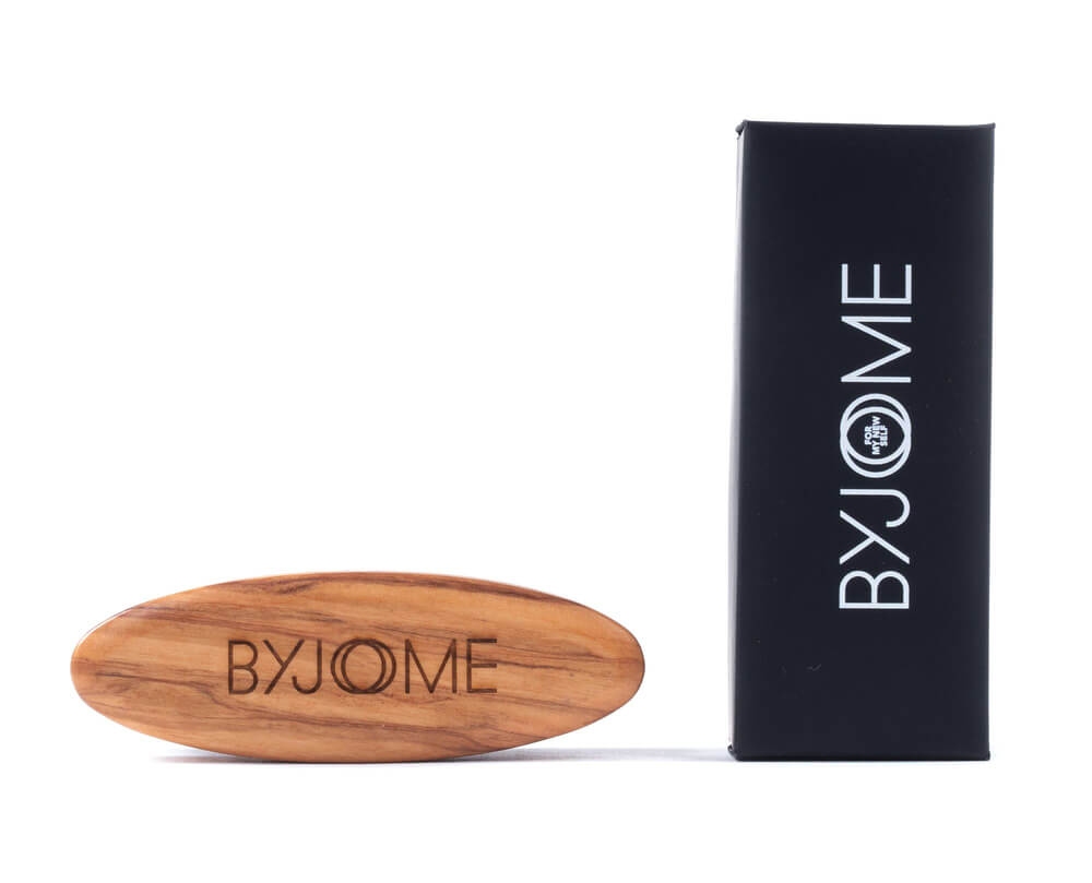 Byjome Cosmetics Byjome Olive kartáč na vousy